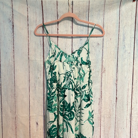 NWT Boho Me Green Leaf Print Women's Dress - Picture 6 of 12